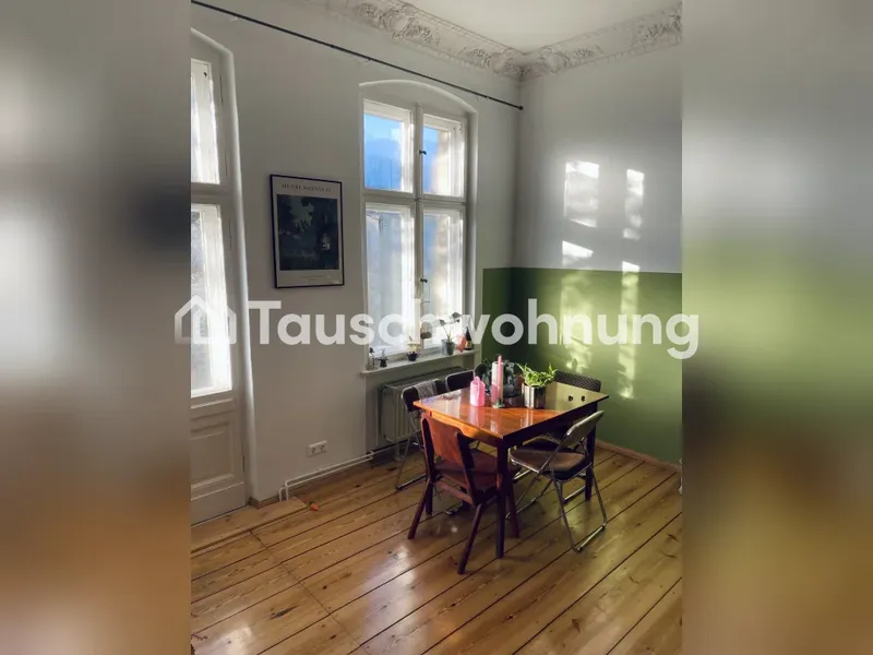 Tauschwohnung: Gut angebundene Altbauwohnung mit Dielenboden und Stuck — photo 1